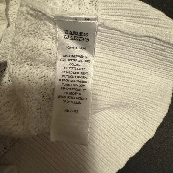 Kenar White Lace-Up Sleeve Knit Top - Picture 4 of 4